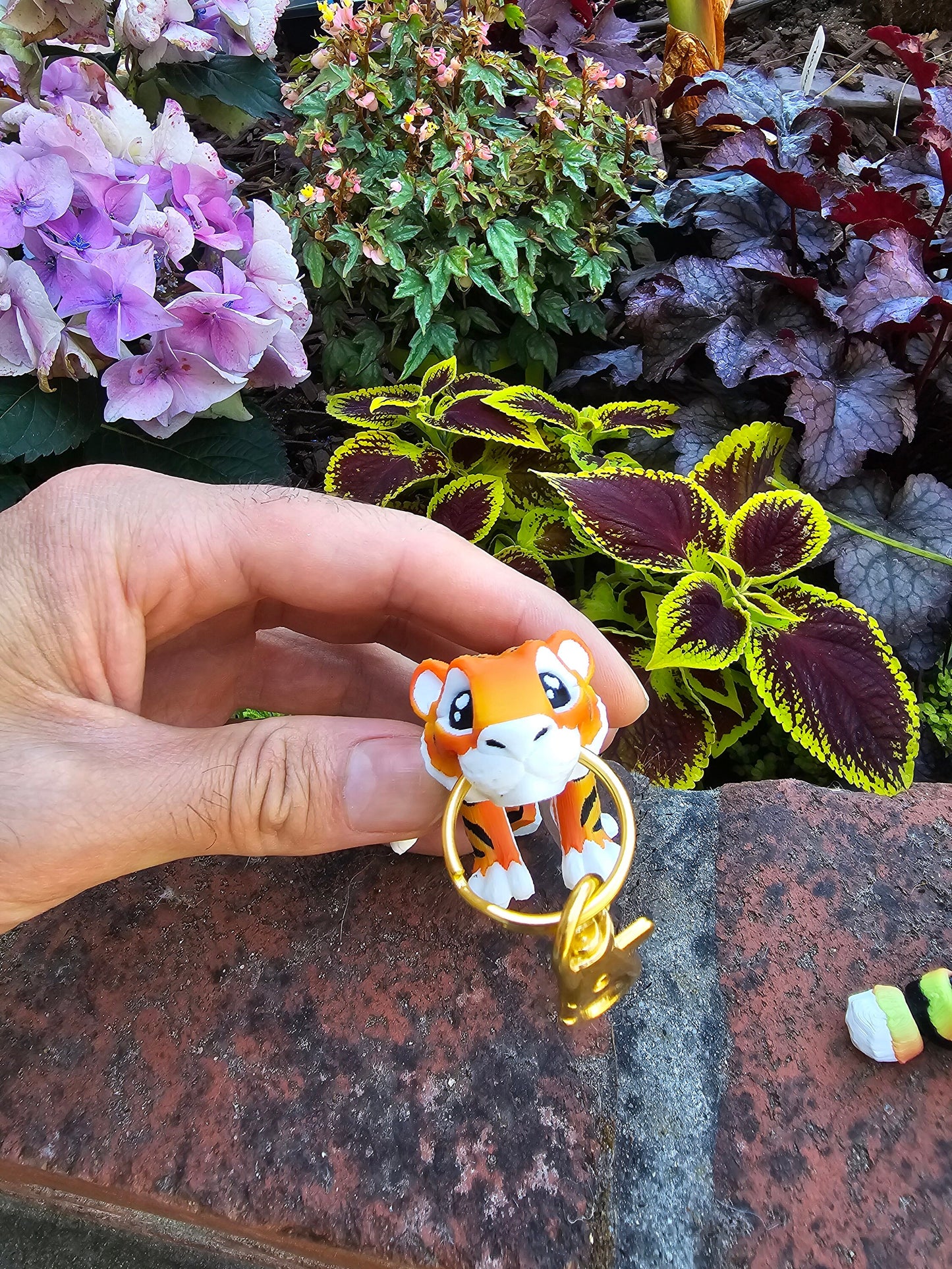 Cute Tiger Keychain  - Fun Poses! 3D Printed, Full Color - Fun Gift - Key Buddies - Unique Item - Articulated - Fidget Toy