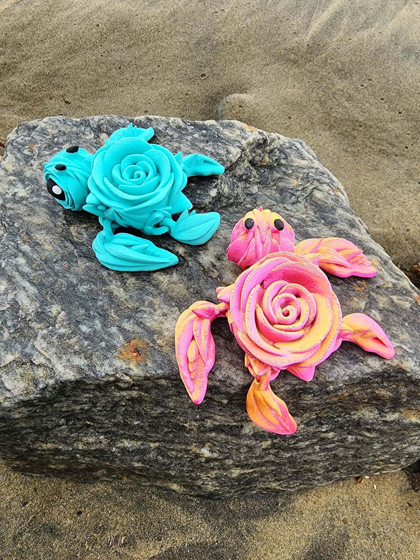 Rose Turtle - Articulated Fidget Toy