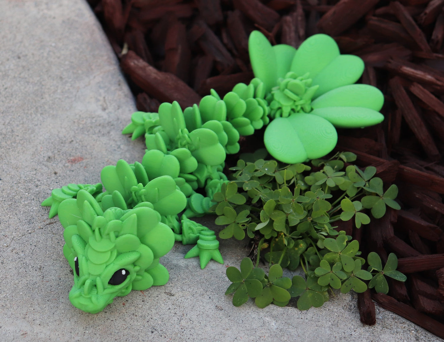 Baby Lucky Clover Dragon - Articulated Fidget Toy