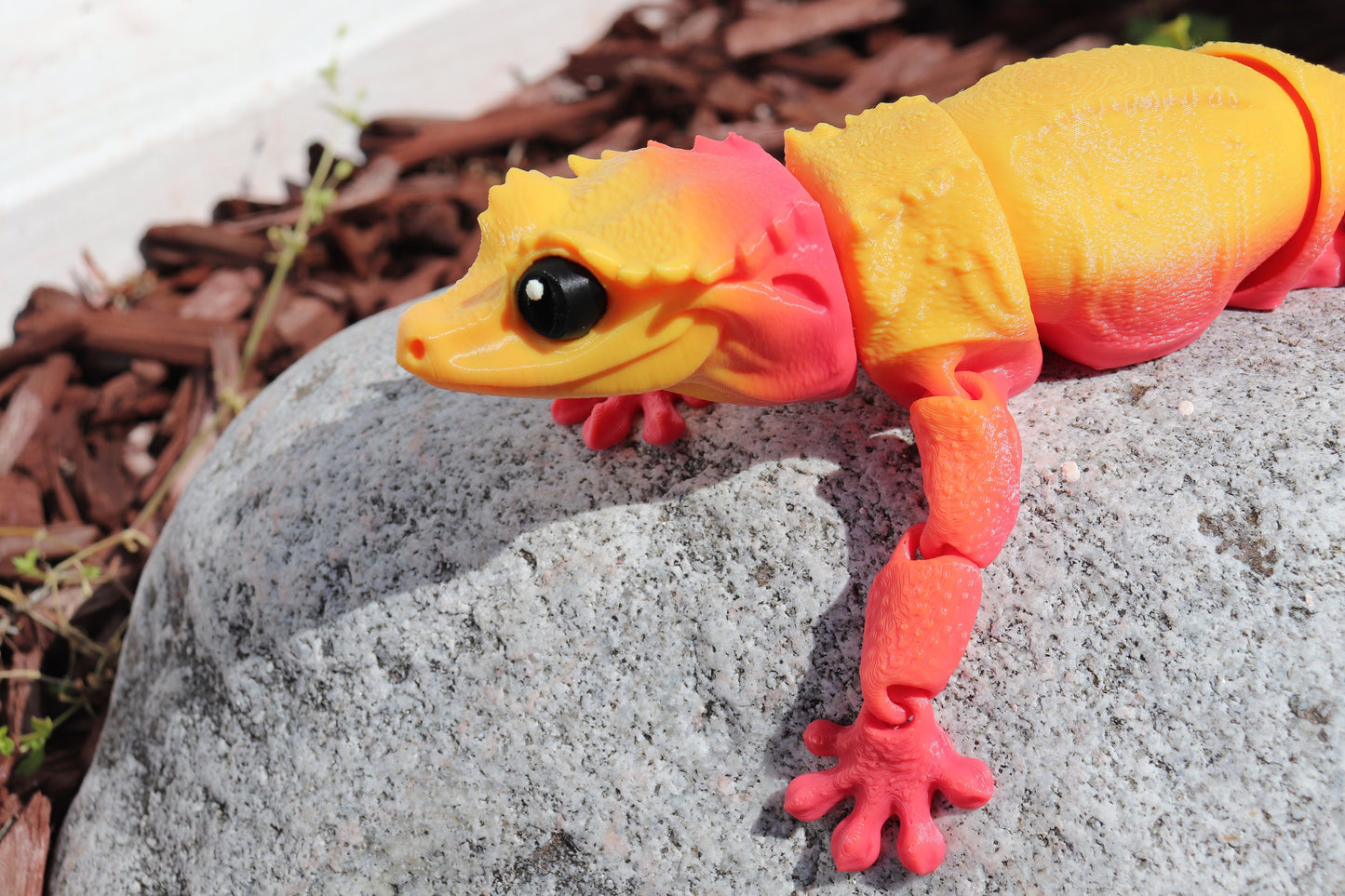 Large Crested Gecko - Articulated Toy